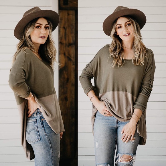 Colorblock Long Sleeve Top - Picture 1 of 3